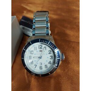 Tommy Hilfiger Three Hand Silver Tone Stainless Steel Watch 1791073 MSRP $110 E